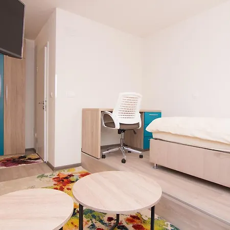 Vip - Kolonija Apartmán